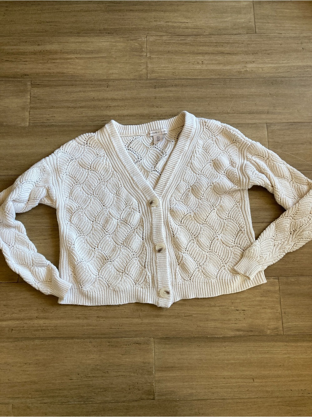 Sincerely Jules Cream Knit Button-Up cropped Cardigan Size Small